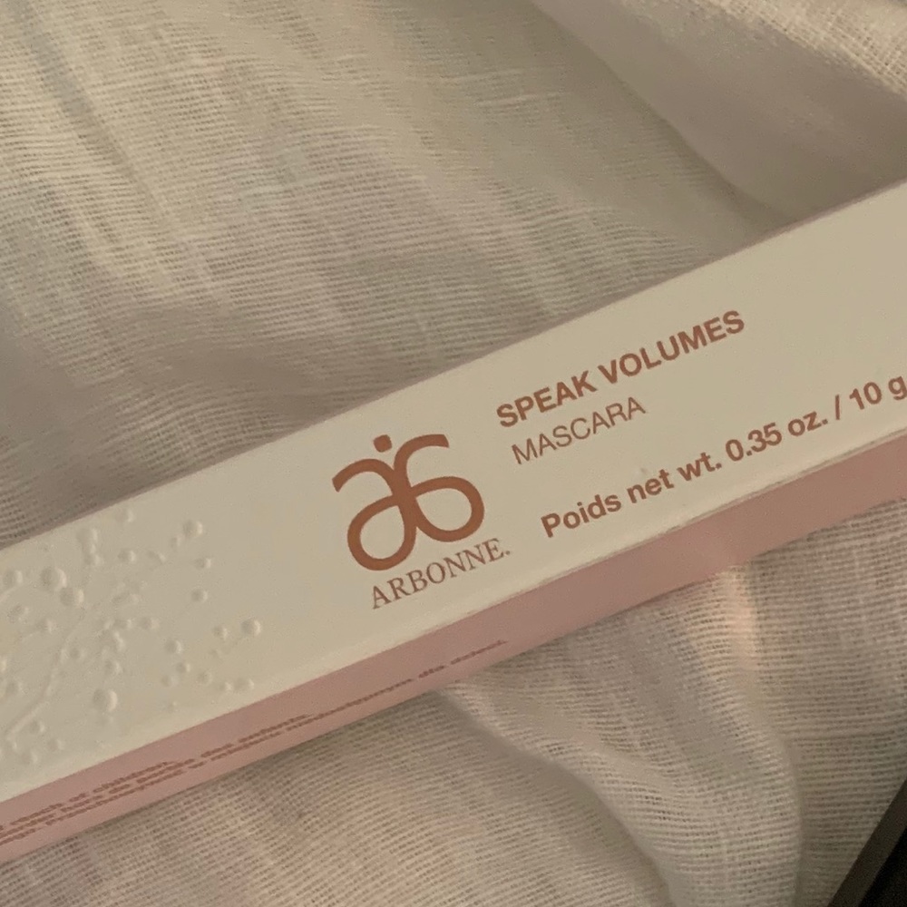 Arbonne • NIB Speaks Volumes Mascara